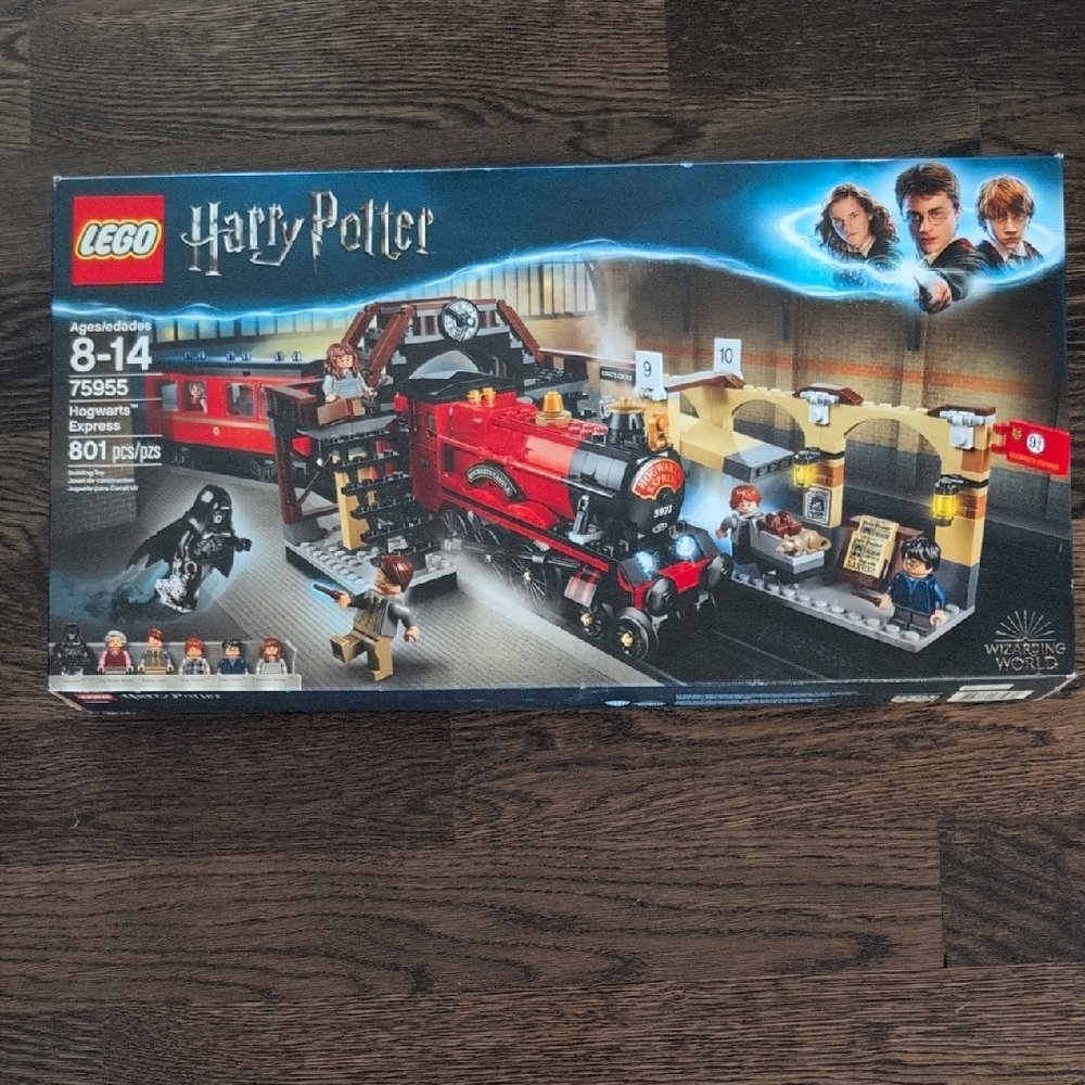 LEGO Harry Potter Red Train Set